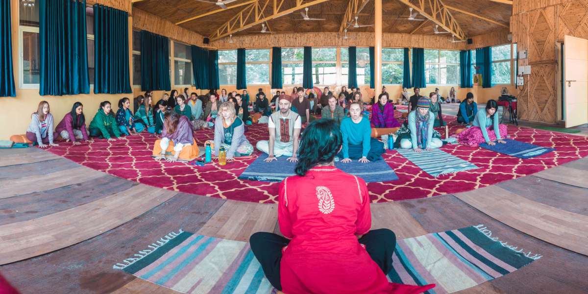 Complete Guide on 200 Hour Yoga Teacher Training in Rishikesh