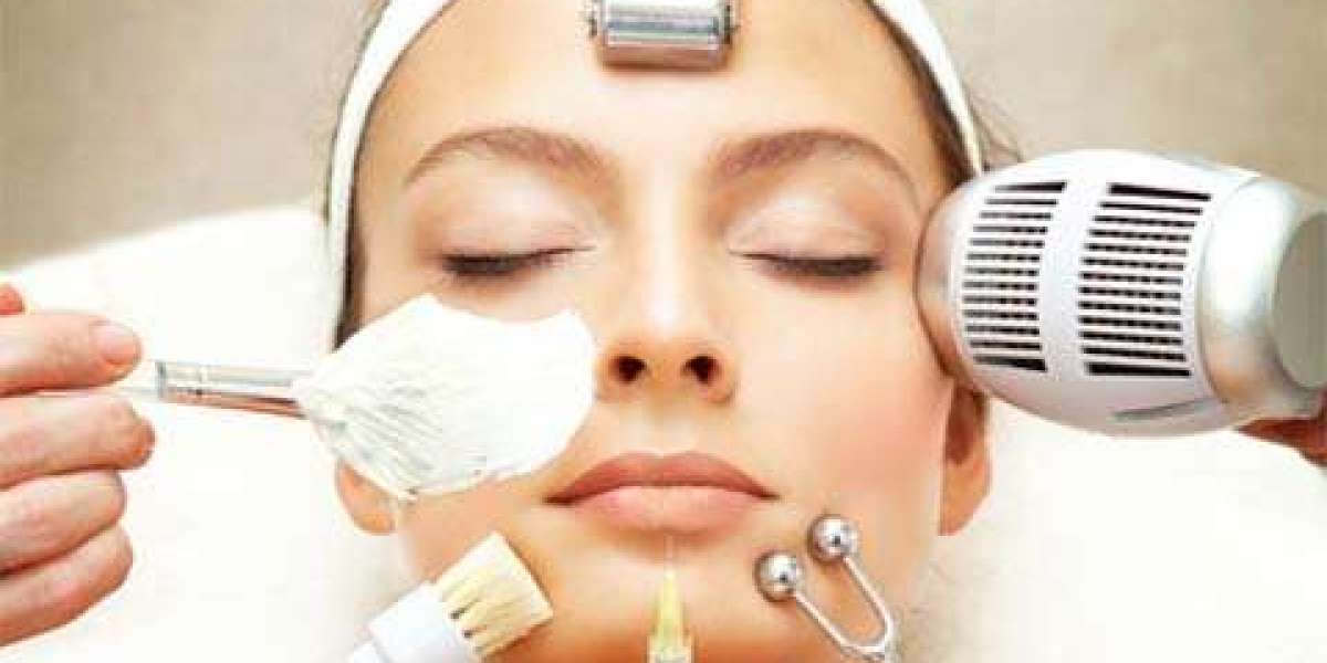 Cutting-Edge Cosmetic Surgery Equipment: Revolutionizing Procedures at Cosmetic Clinic Dubai