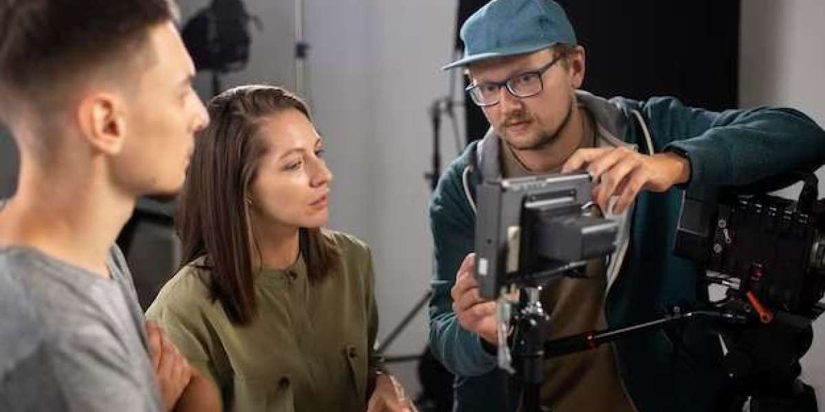 Lights, Camera, Success! 5 Essential Tips For Aspiring Commercial Videographers