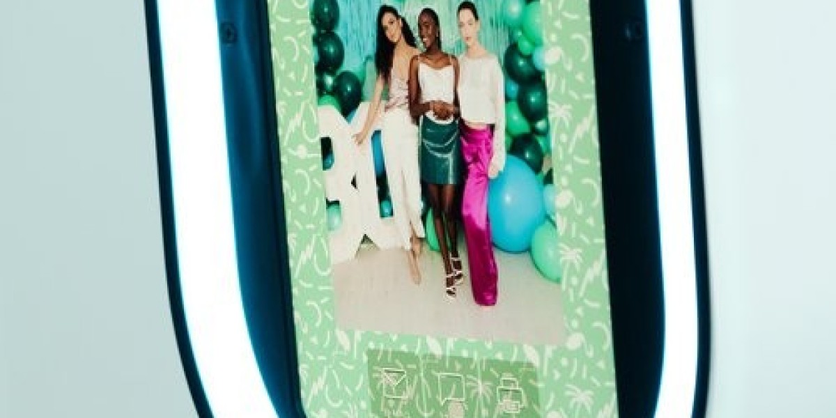 The Ultimate Photo Booth Rental Experience in the Bay Area