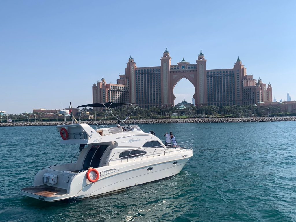 Luxury Yacht Charters in Dubai | Souira Yachts