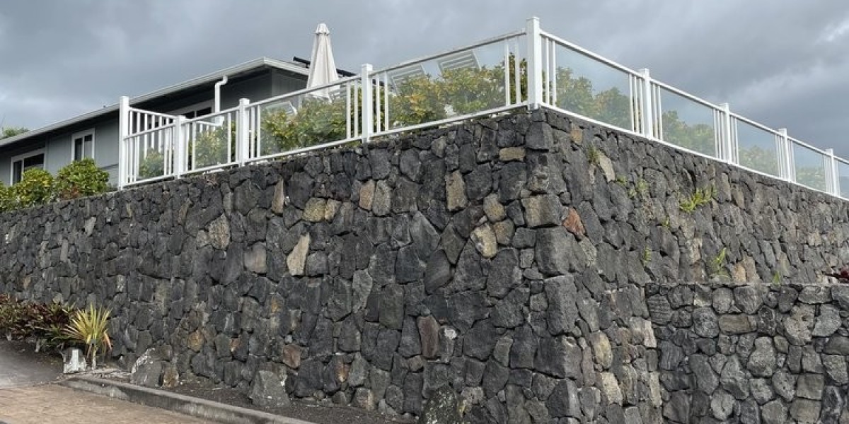 Hawaii Rock Walls: Transform Your Outdoor Space into A Gorgeous Sanctuary!