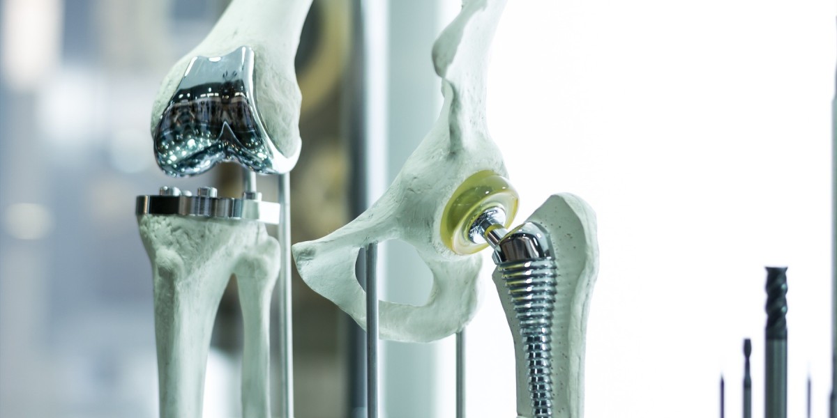 Engineering Excellence: Exploring Biomaterials in Orthopedic Implants
