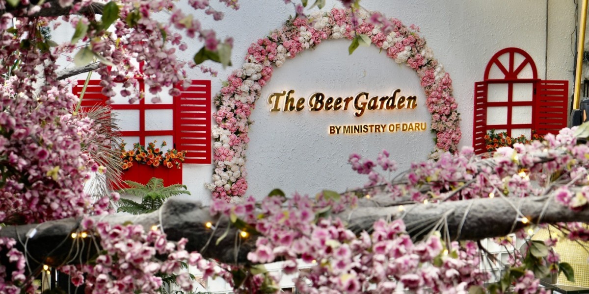 The Beer Garden: Best Restaurants in Noida and Bar for a Relaxing Evening