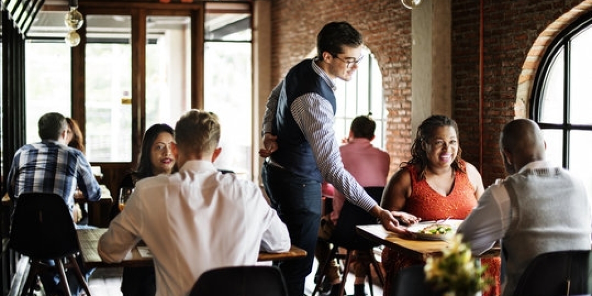 Emanuel Ashiedu’s Sam’s Southern Eatery: A Taste of the South in Kansas